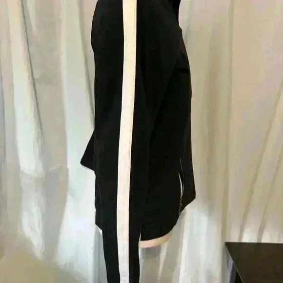 Drapers And Damon’s Full Zip Track Jacket. Size S. Womens. Black. White Stripe. - Picture 7 of 8